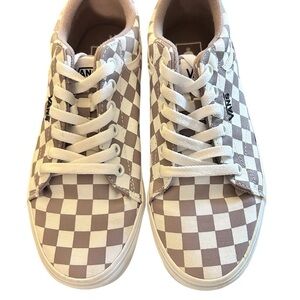 Vans Checkerboard Lace-Up Sneakers – Beige & White Classic Low Tops SZ 7.5
